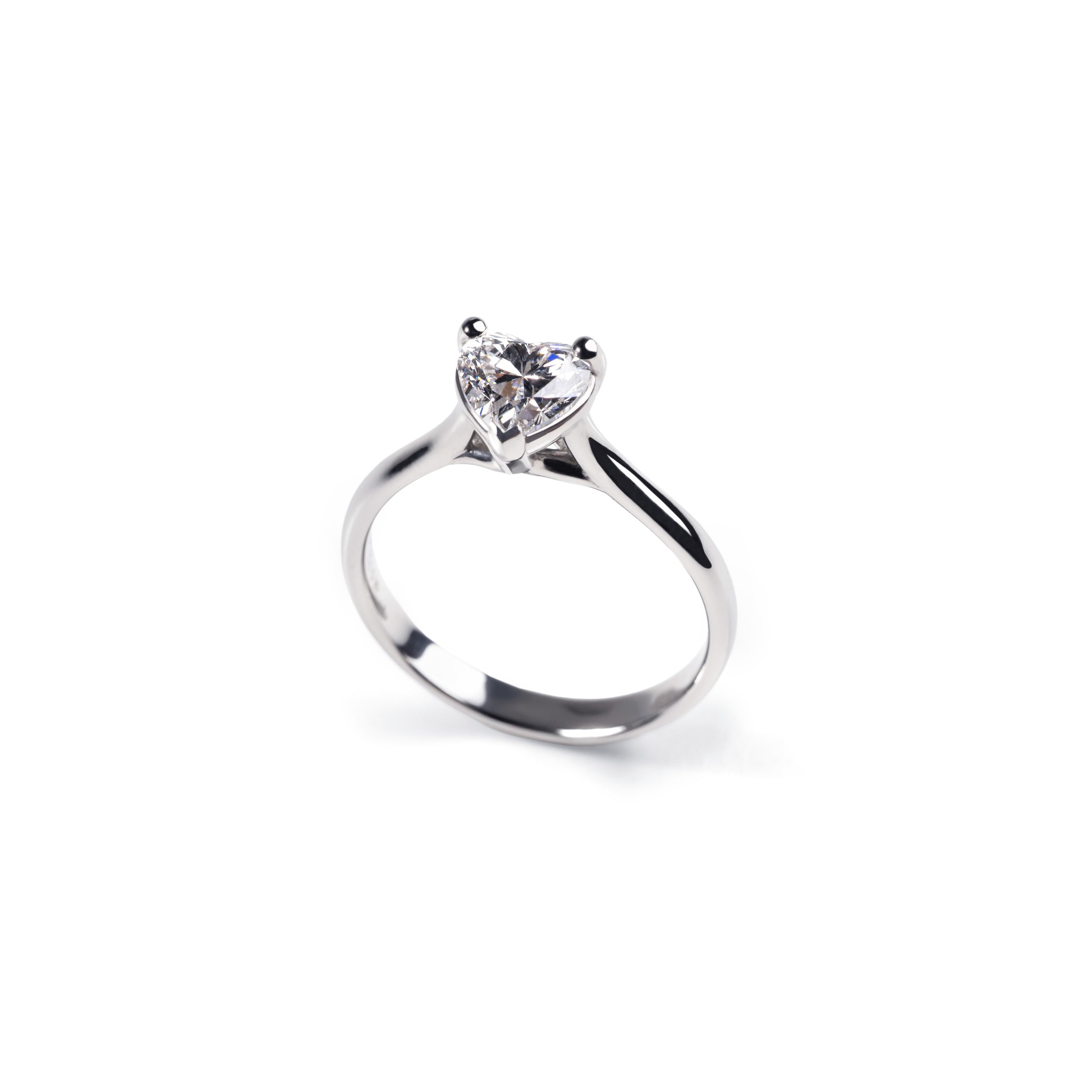 Anello solitario Cuore