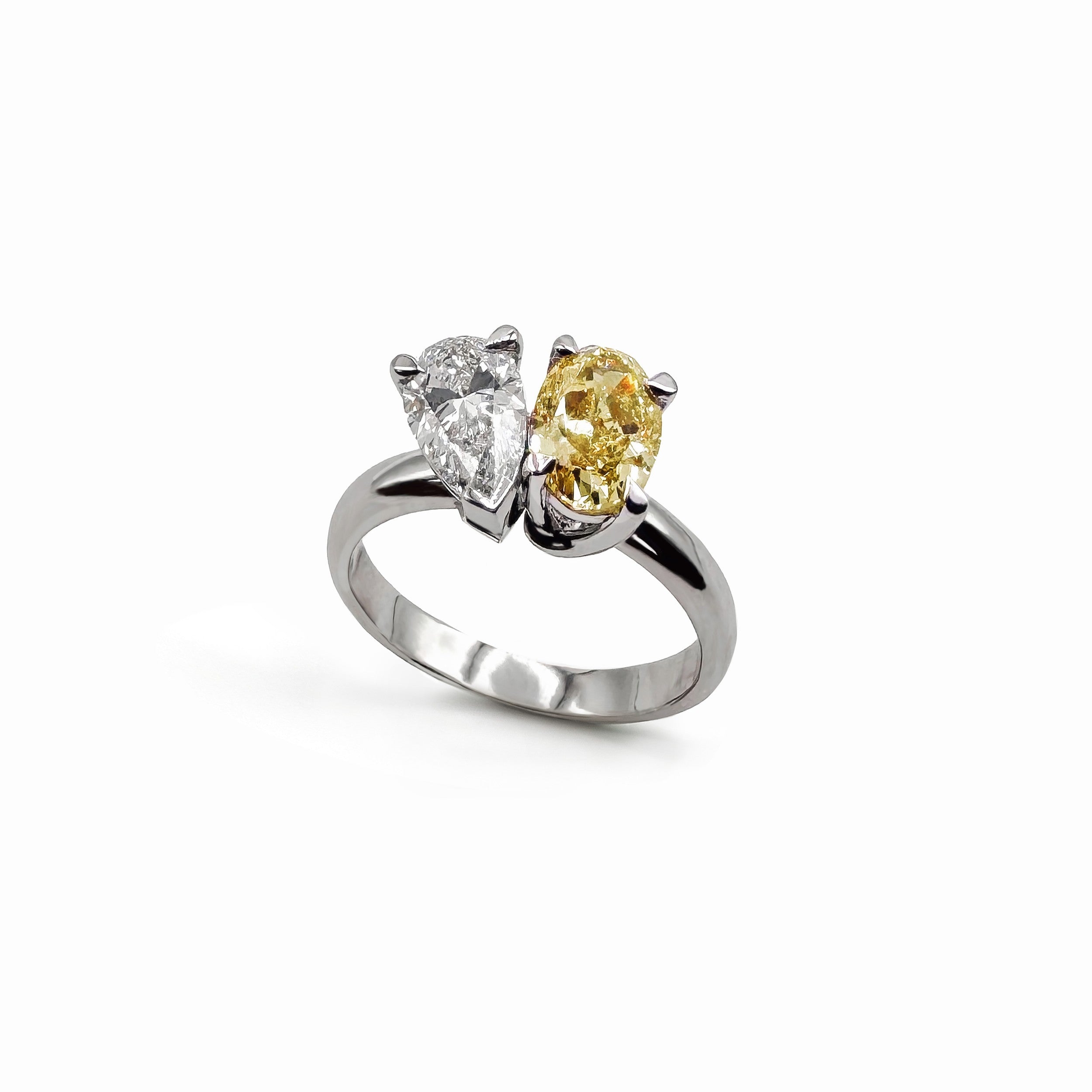 Anello Contrarie 2 colori