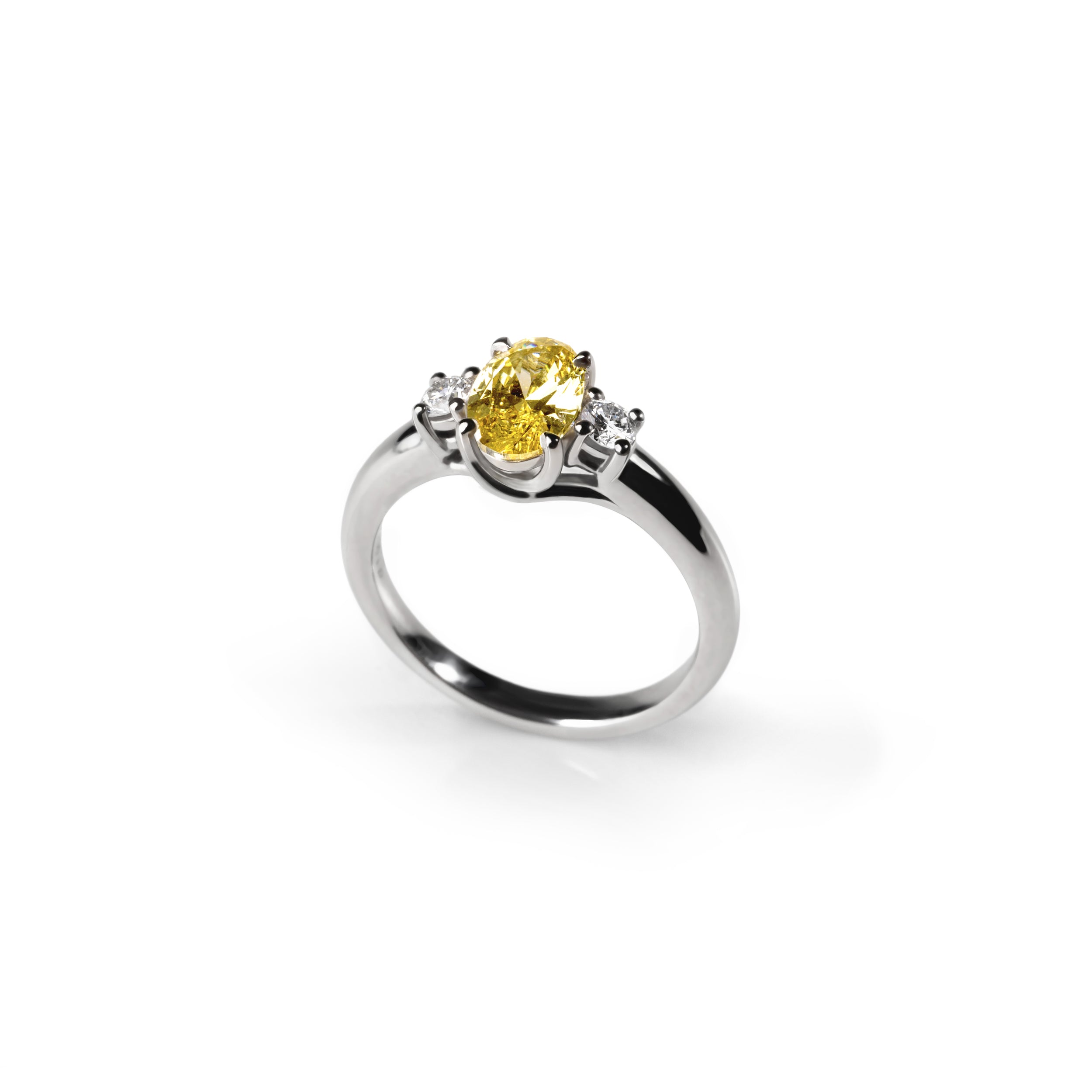 Anello solitario Ovale Fancy Yellow & diamanti